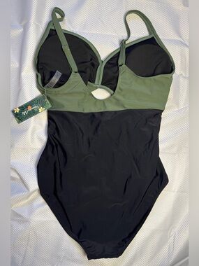 Blooming Jelly One Piece Swimsuit Large Olive Green Black NWT tummy control
